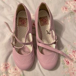 Pin Up Couture Lavender heels